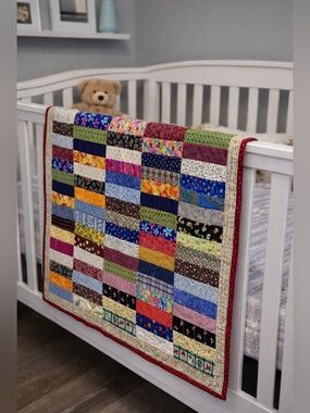 Crib quilt or Wall Hanging handmade Quilt 35”x44”
